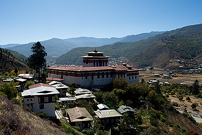 01_Paro-Dzong.jpg