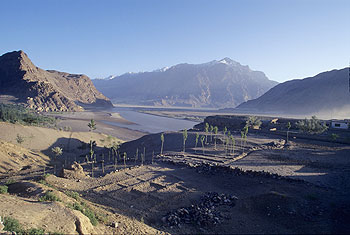 karakorum-highway_18.jpg