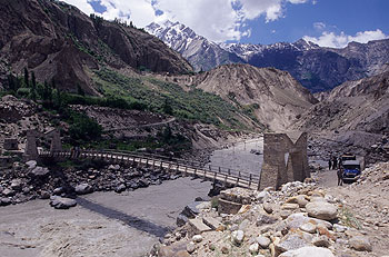 karakorum-highway_30.jpg