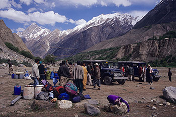 karakorum-highway_35.jpg
